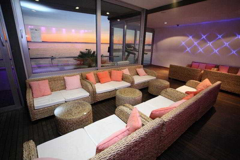 Beach Hotel Split Podstrana Dış mekan fotoğraf